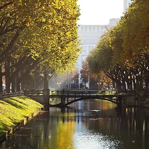 https://the-niu-hub.topcolognehotels.com